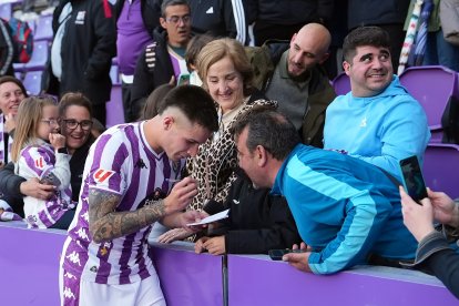 Imágenes que valen una permanencia en en Real Valladolid-Zaragoza.