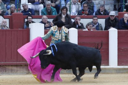 Talavante en la primera corrida de la Feria de San Pedro Regalado