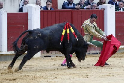 Juan Ortega en la primera corrida de la Feria de San Pedro Regalado