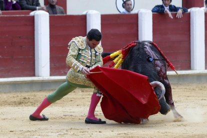 Juan Ortega en la primera corrida de la Feria de San Pedro Regalado