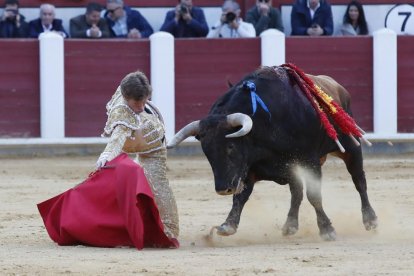 Borja Jiménez en la primera corrida de la Feria de San Pedro Regalado
