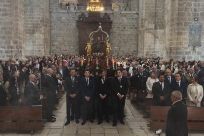 Ofrenda floral y procesión de San Pedro Regalado