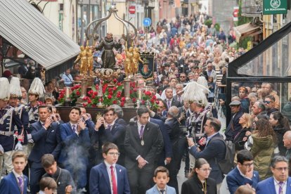 Ofrenda floral y procesión de San Pedro Regalado
