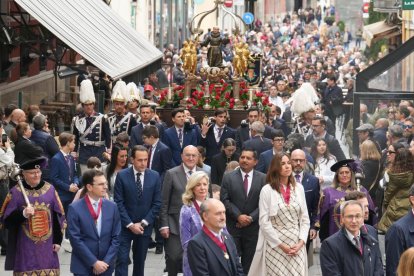 Ofrenda floral y procesión de San Pedro Regalado
