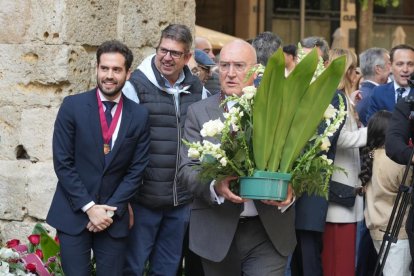 Ofrenda floral y procesión de San Pedro Regalado