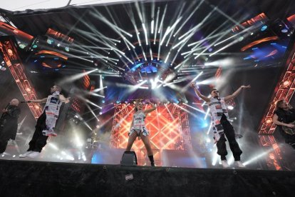 Actuación de la Orquesta Panorama en las fiestas de San Pedro Regalado de Valladolid