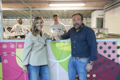 Cita gastronómica 'Vinos + Tapas' en la Acera de Recoletos de Valladolid.
