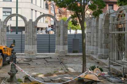 Arcos en la plaza de San Juan