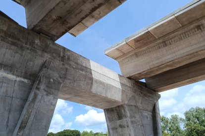 Obras de la autovía A-11 en los tramos comprendidos entre Tudela de Duero y Quintanilla de Arriba.