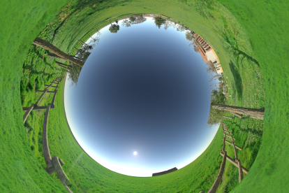 Vista a través de ojo de pez de la localización para el eclipse desde Villalón de Campos