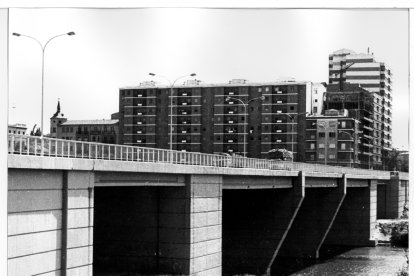 Puente de Adolfo Suárez en los años 70