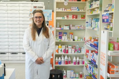 Paulina Ventsislavova, trabajadora de la farmacia Jesús Pascual, en el número 40