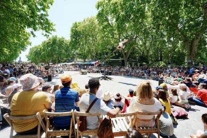 Función ‘Cosmicomics’, de Cirque Huiste