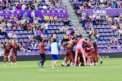 El Deportivo celebra el ascenso en Zorrilla.