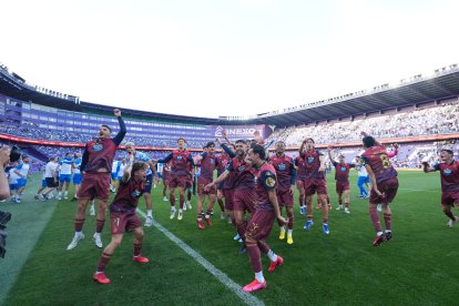 El Deportivo celebra el ascenso en Zorrilla.