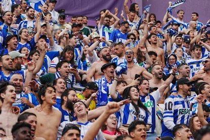 El Deportivo celebra el ascenso en Zorrilla.