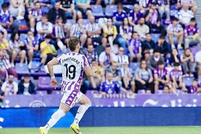Una acción del real Valladolid 0-2 Deportivo en Zorrilla.