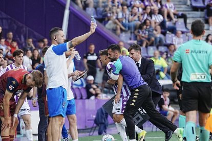 Una acción del real Valladolid 0-2 Deportivo en Zorrilla.
