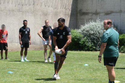 Los All Blacks Seven visitan el Centro Penitenciario de Villanubla.