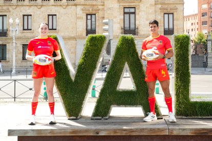 Capitanes de las selecciones internacionales de Seven Rugby en la Plaza Zorrilla.