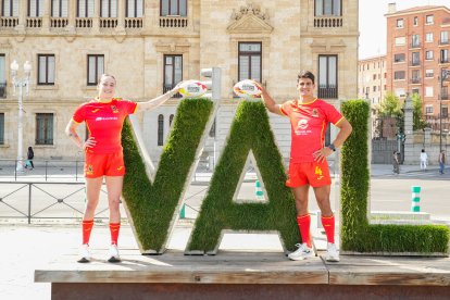 Capitanes de las selecciones internacionales de Seven Rugby en la Plaza Zorrilla.