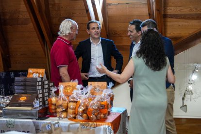 Conrado Íscar durante la inauguración de la feria Dulcería.