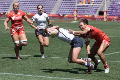 Canadá - España femenino en el SVNS Rugby Series en el Estadio José Zorrilla.