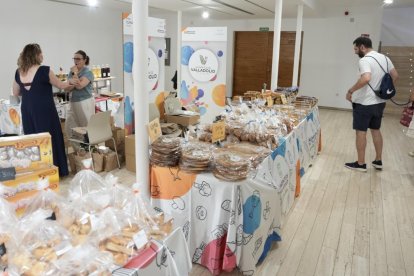 Mostradores de la IV Feria Dulcería en La Granja