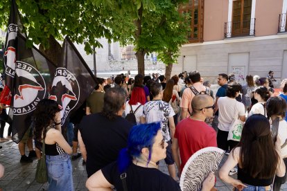 El Sindicato de Vivienda de Valladolid convoca una concentración bajo el lema ‘La vivienda nos cuesta la vida’ frente a la crisis habitacional.