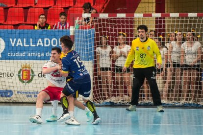 Imágenes del Recoletas-BM Nava en la despedida de Miguel Camino como jugador del Recoletas.