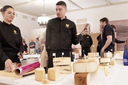 Sesión de cata de los Cincho International ‘Cheese Awards 2026’