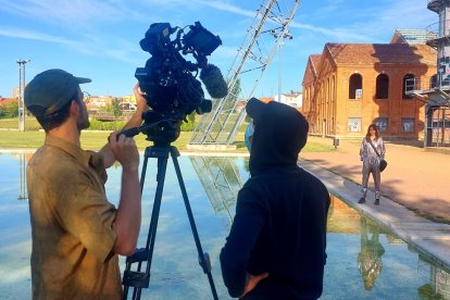 Manuel Martínez Velasco rueda en Valladolid un cortometraje protagonizado por Roberto Álamo e Itziar Miranda