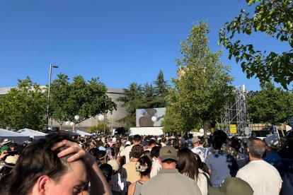 Concierto de Siloé en la plaza de Lima en Madrid durante la visita de León XIV