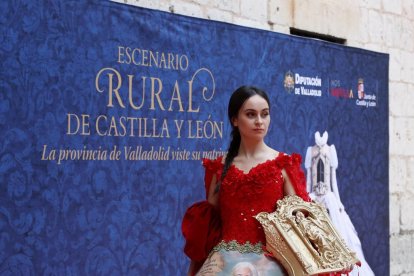 Desfile 'La provincia de Valladolid viste su patrimonio' en Simancas (Valladolid)