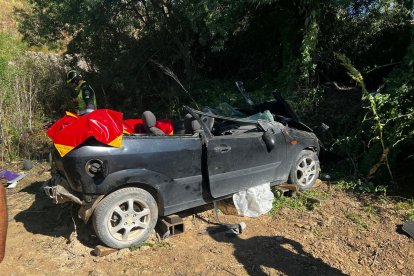 Accidente en la VA-30, en Santovenia de Pisuerga (Valladolid).