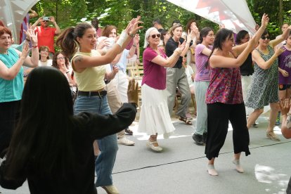 Sesiones musicales y de danza en el Jaipur Literature Festival en el Campo Grande de Valladolid.