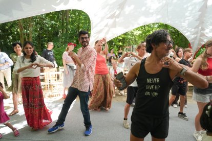 Sesiones musicales y de danza en el Jaipur Literature Festival en el Campo Grande de Valladolid.
