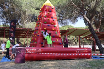 Deporte Adaptado en el Pinar de Antequera.