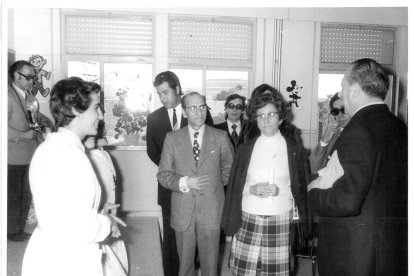 Inauguración de la guardería municipal de Las Delicias en la calle General Shelly en los años 70.