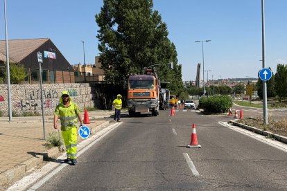 Obras de asfaltado en Manuel Jiménez Alfaro