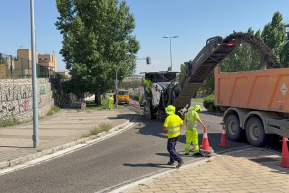 Obras de asfaltado en Manuel Jiménez Alfaro