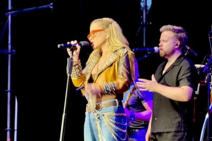Un momento del concierto de Anastacia en el Pingüinos Arena de Valladolid.