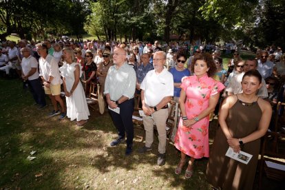 Procesión de La Virgen del Carmen por el río Pisuerga de Valladolid.