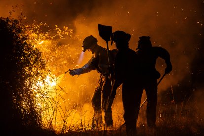 Lucha contra el fuego de Fermoselle (Zamora)