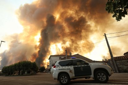 Lucha contra el fuego de Fermoselle (Zamora)