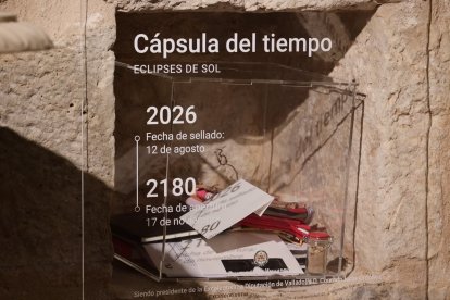 Una cápsula del tiempo en el Centro de Interpretación de la Naturaleza de Matallana no volverá a abrirse hasta el próximo eclipse total en 2180.
