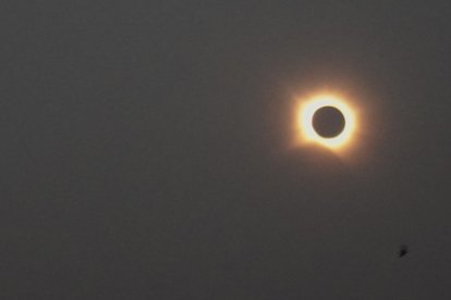 Eclipse en Tierra de Campos. Barcial de la Loma, Valladolid.
