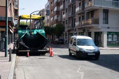 Asfaltado en Paseo San Vicente.