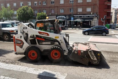 Asfaltado en Calle San Isidro