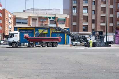 Asfaltado en Calle San Isidro